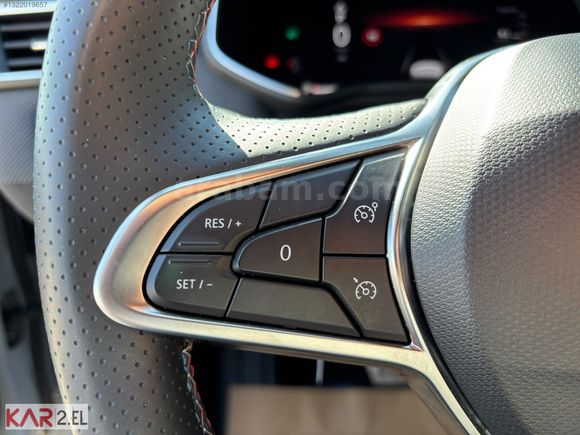 ESKİŞEHİR KAR 2. EL'DEN 2025 RENAULT CLİO TECHNO ESPRİT ALPHİNE