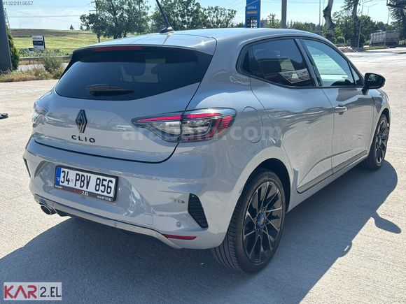 ESKİŞEHİR KAR 2. EL'DEN 2025 RENAULT CLİO TECHNO ESPRİT ALPHİNE