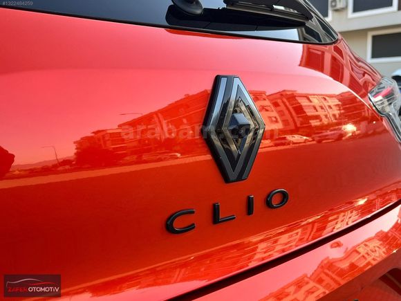 ZAFER OTOMOTİV GÜVENCESİ İLE 2025 CLİO TECHNO ESPRİT ALPİNE
