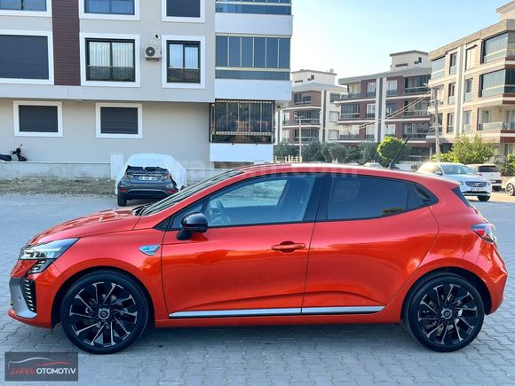 ZAFER OTOMOTİV GÜVENCESİ İLE 2025 CLİO TECHNO ESPRİT ALPİNE