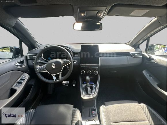 ÇETAŞ RENAULT'DAN 2025 CLİO 1.0 TCE TECHNO ESPRİT ALPİNE 90 HP