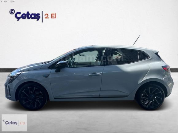 ÇETAŞ RENAULT'DAN 2025 CLİO 1.0 TCE TECHNO ESPRİT ALPİNE 90 HP