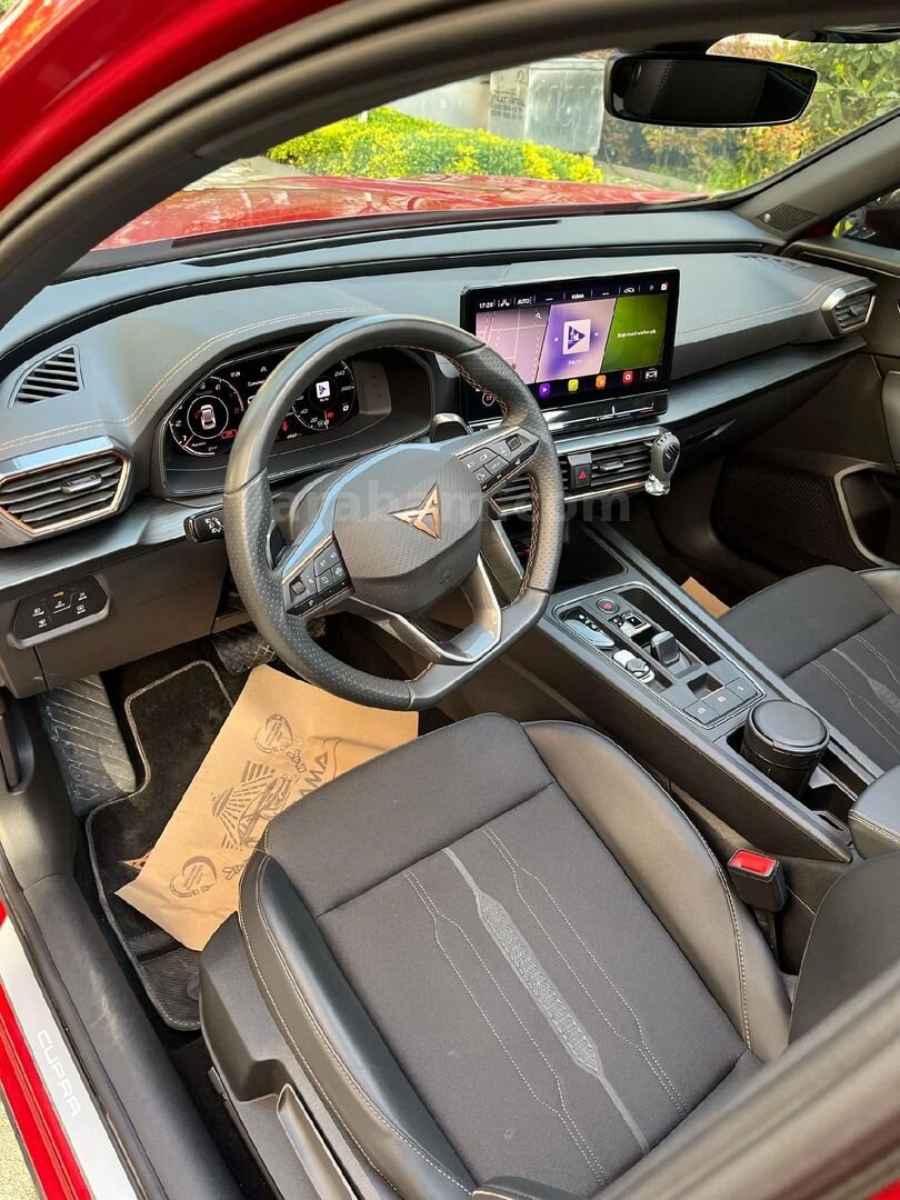 Sahibinden Cupra Formentor 1.5 TSI 2023 Model İstanbul 40.000 km Kırmızı 4