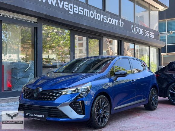 -VEGAS MOTORS-2025 CLİO ALPİNE KEYLESS CRUİSE NAVİ G.GÖRÜŞ