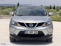 UMAY dan NISSAN QASHQAI 1.2 DIG-T PLATINUM PREMIUM PACK