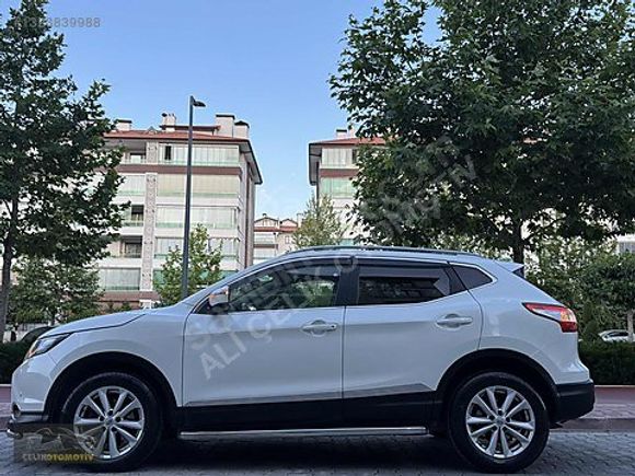 BOYASIZ_2015_QASHQAİ_SKYPACK_CAM_TAVAN_SADECE_99.500_KM.DE