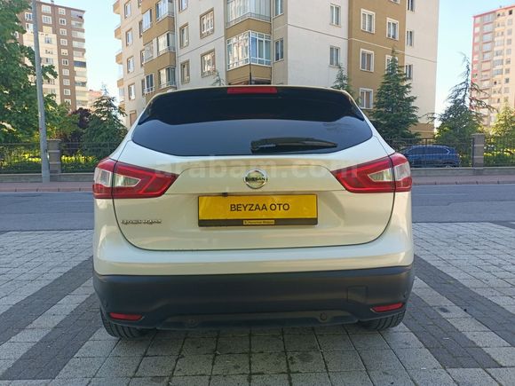 TEK DEĞİŞEN HATASIZ BOYASIZ CAM TAVAN