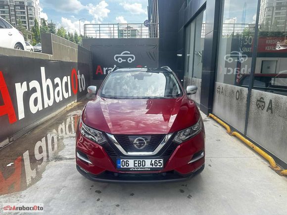 ARABACI OTODAN CAM TAVANLI DÜŞÜK KM Lİ NİSSAN Qashqai