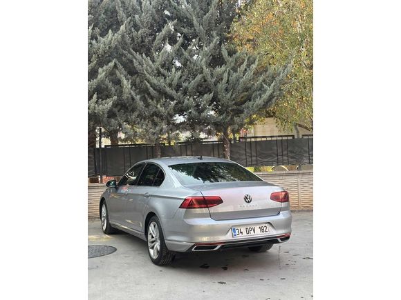 VOLKSWAGEN PASSAT 2.0 TDI BLUEMOTION ELEGANCE