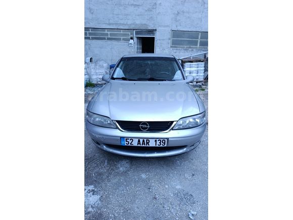 Sahibinden Opel Vectra 1.6 Comfort 2001 Model  387000 km Gri (Gümüş)