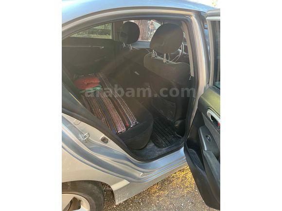 Sahibinden Honda Civic 1.6i VTEC Premium 2009 Model 