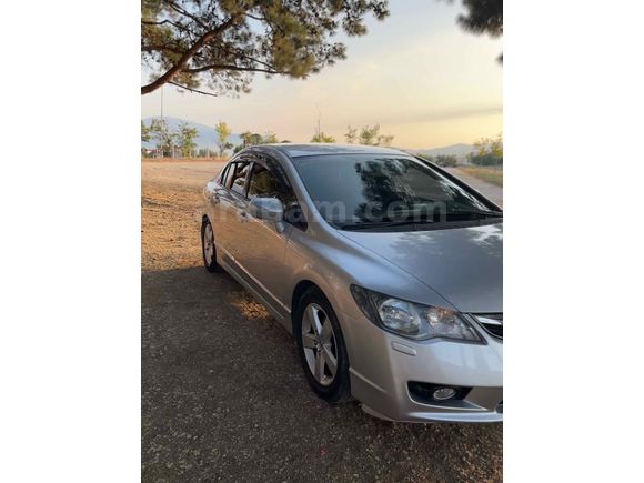 Sahibinden Honda Civic 1.6i VTEC Premium 2009 Model 