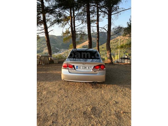 Sahibinden Honda Civic 1.6i VTEC Premium 2009 Model 