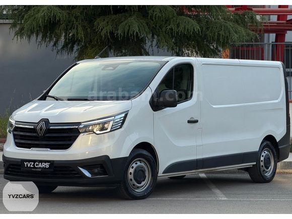 YVZ CARS 2024 RENAULT TRAFIC - GERİ GÖRÜŞ - CARPLAY - HATASIZ