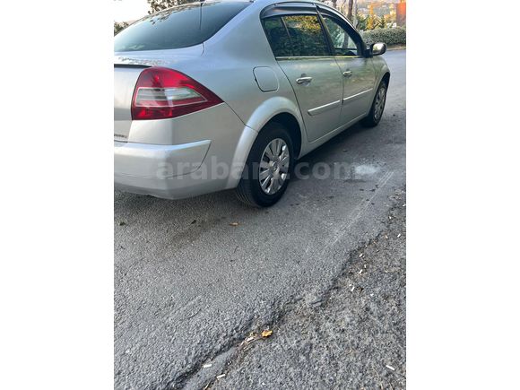 Sahibinden Renault Megane 1.6 Expression 2007 Model