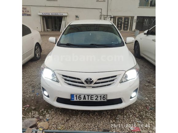 Sahibinden Toyota Corolla 1.4 D-4D Comfort Extra 2011 Model  200.000 km Beyaz