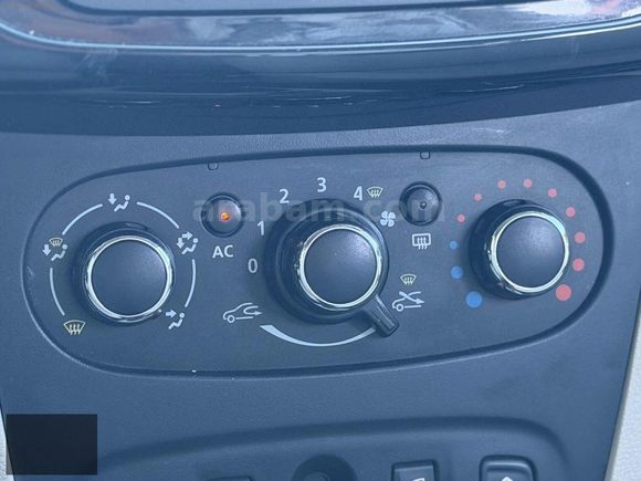 TUĞSEM AUTO"DAN RENAULT SYMBOLL TOUCH PAKET TERTEMİZ SORUNSUZ