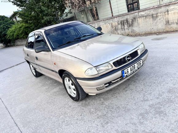 ÖZKAN AUTO DAN OPEL ASTRA GLS