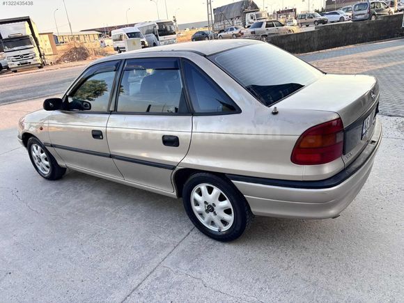 ÖZKAN AUTO DAN OPEL ASTRA GLS