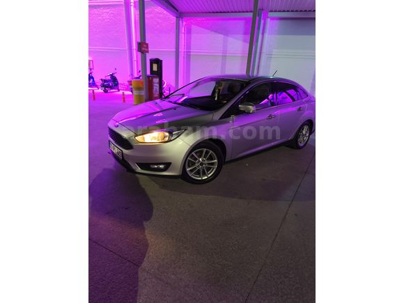 Ford focus 2017 model trend x