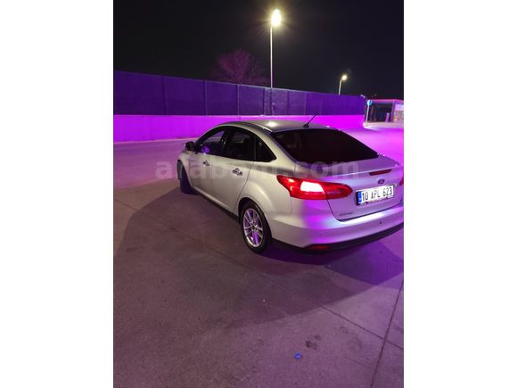 Ford focus 2017 model trend x