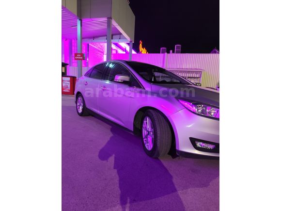 Ford focus 2017 model trend x