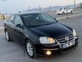 TR'DE TEK 2011 MODEL BOYASIZ ORJINAL 97 BİNDE EMSALSİZ VW JETTA