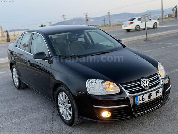 TR'DE TEK 2011 MODEL BOYASIZ ORJINAL 97 BİNDE EMSALSİZ VW JETTA