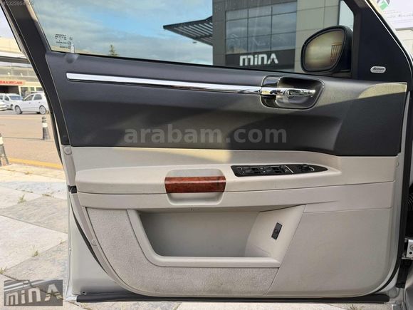 MİNA AUTO-2007 HATASIZ DEĞİŞENSİZ 300 C CRD SINIF ARAÇ