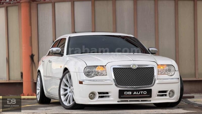 Galeriden Chrysler 300 C 3.0 CRD 2007 Model Kayseri 433.000 km Beyaz