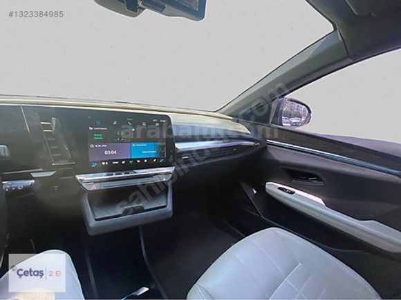 ÇETAŞ RENAULT MAHMUTBEYDEN 2023 MEGANE E-TECH ICONIC EV60 220 HP
