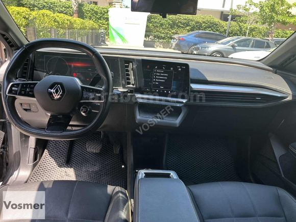 VOSMER 2024 RENAULT MEGANE E TECH ICONIC EV60 218 HP