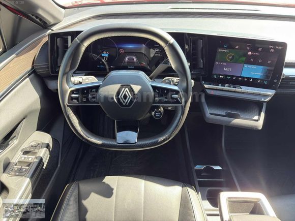 2023 RENAULT MEGANE E-TECH ICONIC EV60 109.000KM