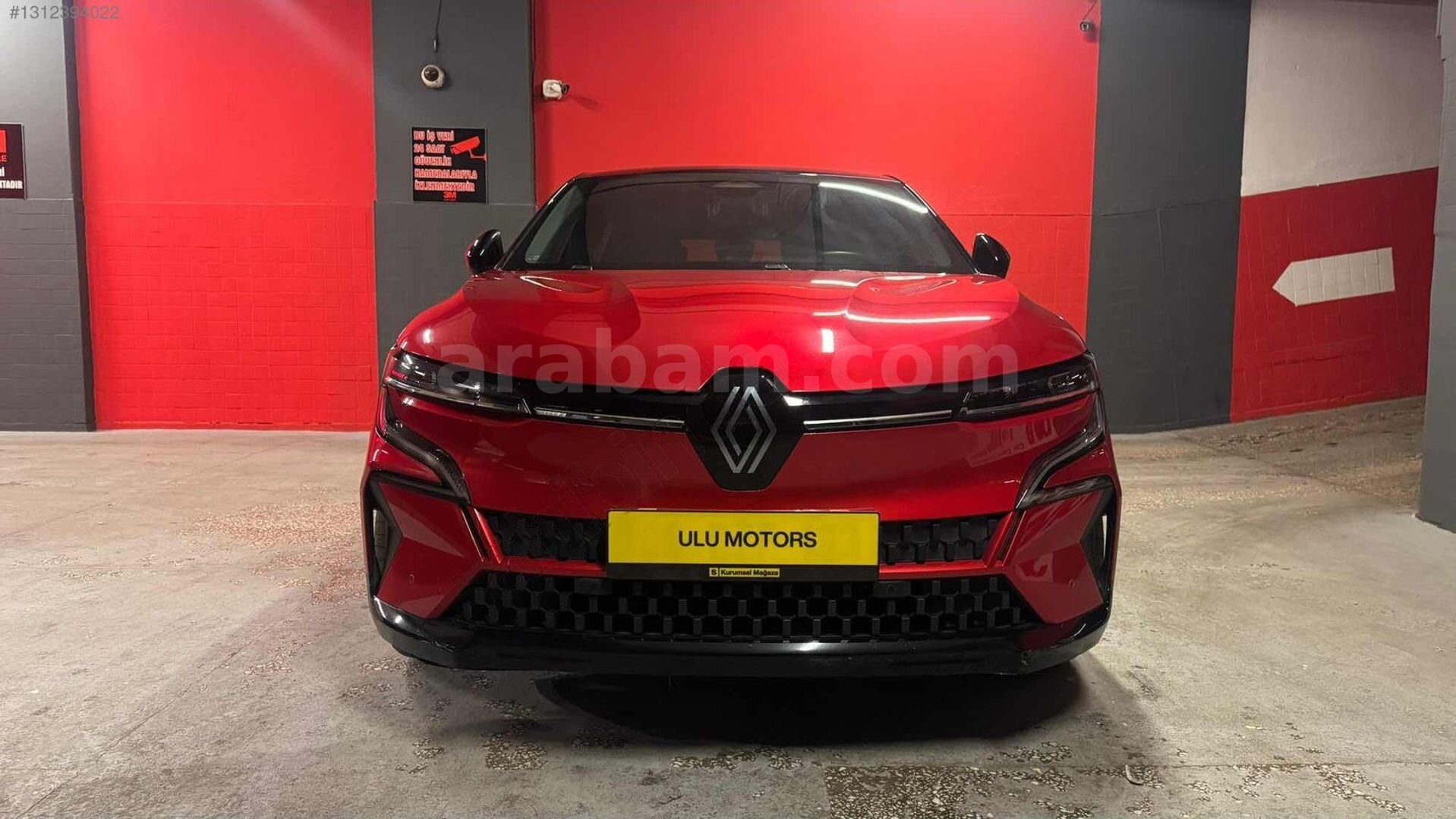Galeriden Renault Megane E-Tech Iconic 2023 Model Ankara 43.000 km Kırmızı 2