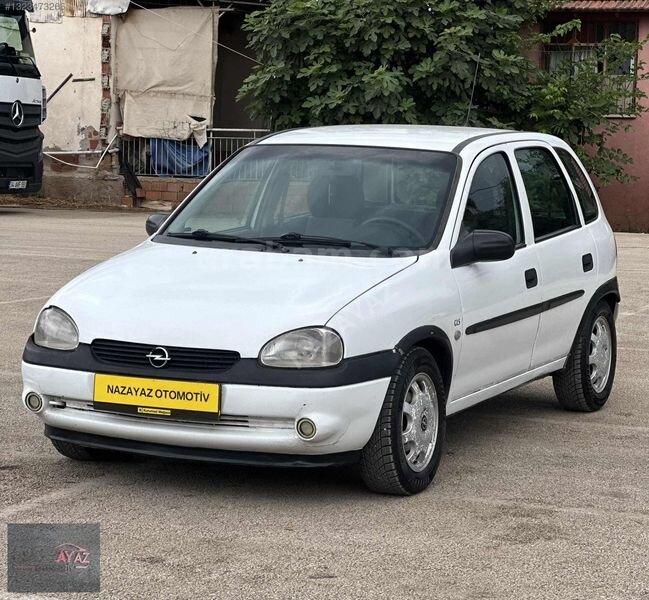 Galeriden Opel Corsa 1.4 GLS 1997 Model Antalya 325.000 km Beyaz