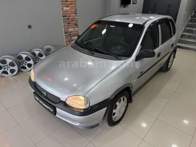 Galeriden Opel Corsa 1.4 GLS 1997 Model Edirne 280.000 km Gri