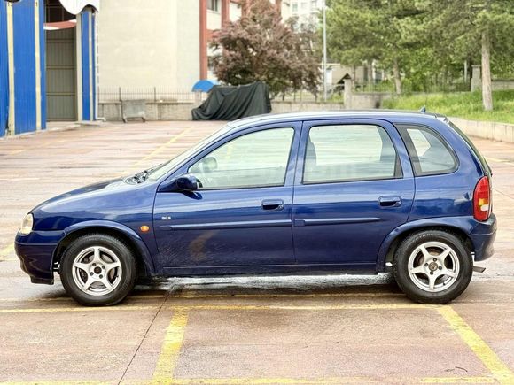 ERHAN ERSOY'DAN 2000 CORSA 1.4 GLS 220.000 KM DEĞİŞENSİZ+KLİMALI