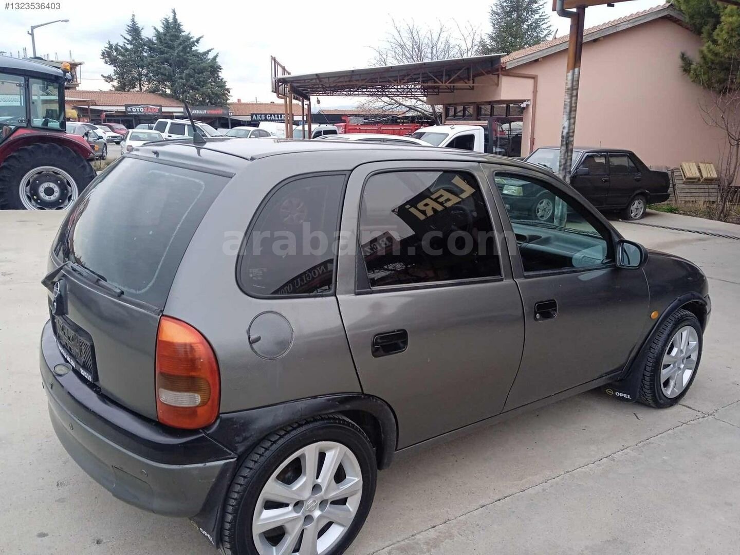 Galeriden Opel Corsa 1.4 GLS 2000 Model Kırşehir 227.000 km Füme 4
