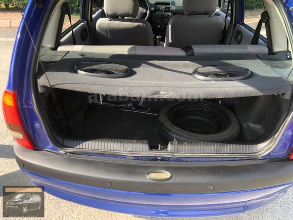EŞSİZZ CORSA OTOMATİK 1.4 16V