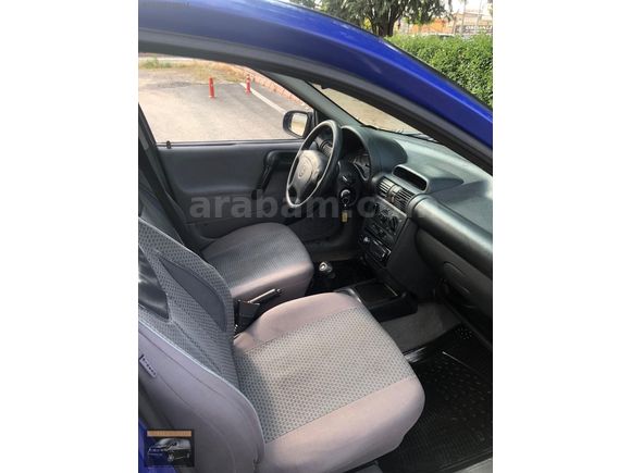 EŞSİZZ CORSA OTOMATİK 1.4 16V