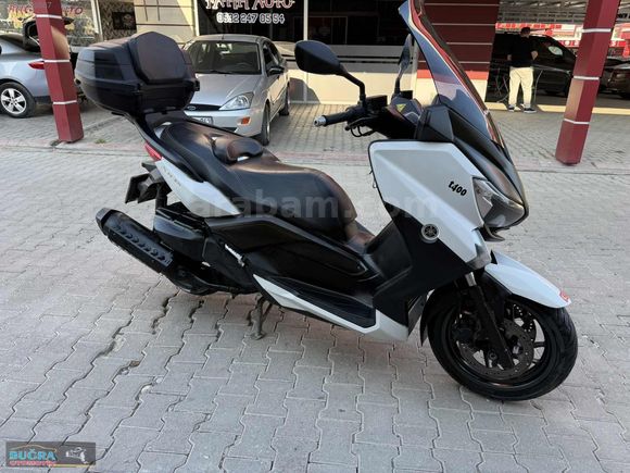 GALERİDEN SATLIK ORJİNAL YAMAHA X-MAX 400 ABSLİ KOLTUK ISITMALI.