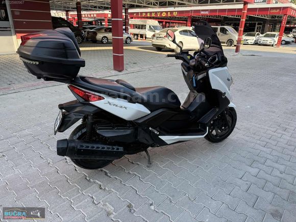 GALERİDEN SATLIK ORJİNAL YAMAHA X-MAX 400 ABSLİ KOLTUK ISITMALI.