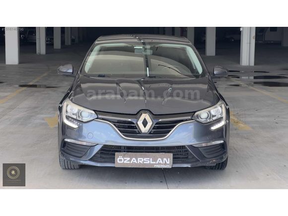 HATASIZ BOYASIZ FUL EKSTRALI MEGANE 4 TESLA EKRAN