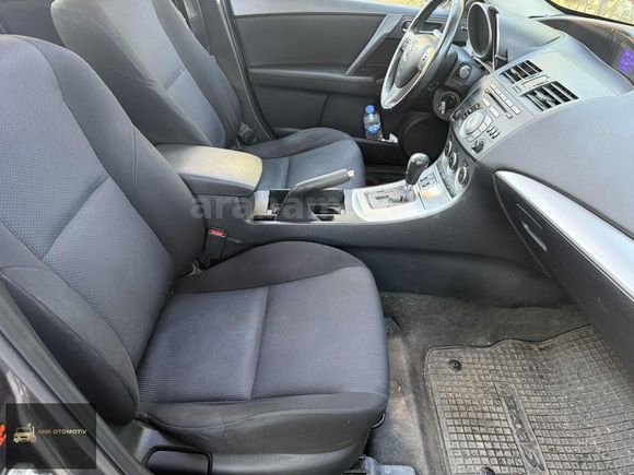 MAZDA 3 1.6 İMPRESSİVE OTOMATİK SUNROOF