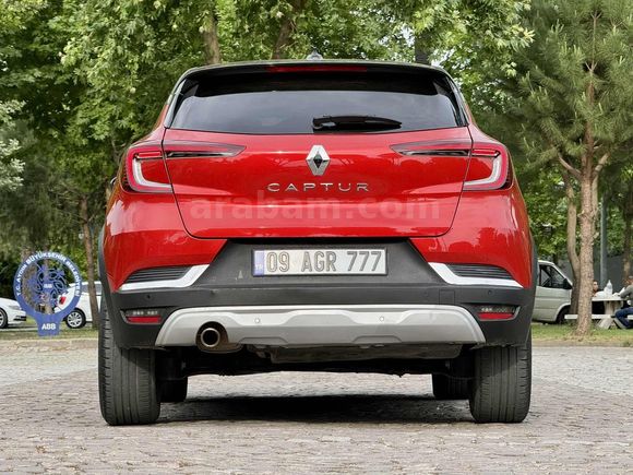 2020 MODEL CAPTUR 1.3 TCe İCON EDC ÇİFT RENK SADECE 45.000 KMDE.