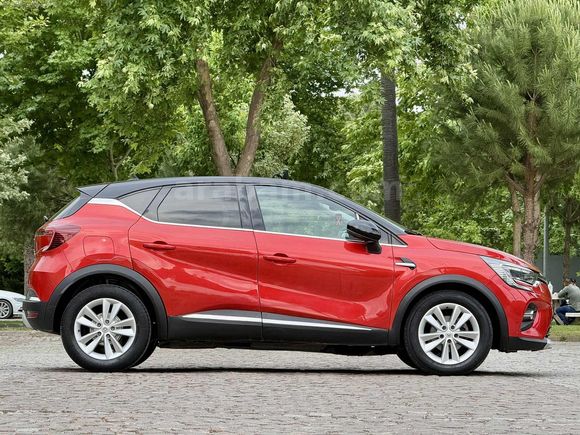 2020 MODEL CAPTUR 1.3 TCe İCON EDC ÇİFT RENK SADECE 45.000 KMDE.