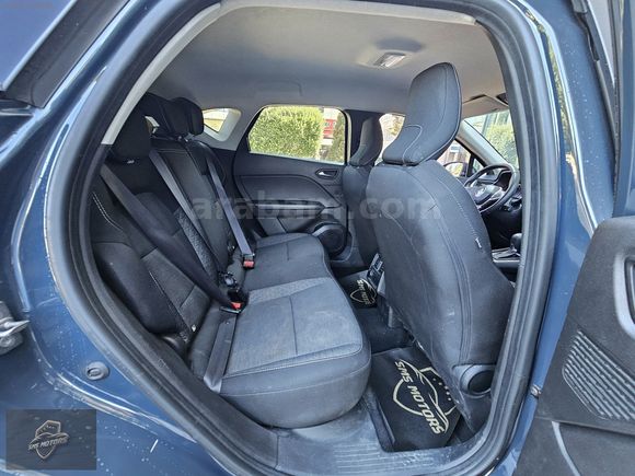 SMS MOTORS 2023 RENAULT CAPTUR 1.3TCE TOUCH PLUS 460 BİN PEŞİN