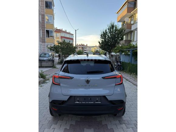 26 ÇIKIŞLI 1.3 TCE 11 BİN KM CAPTUR TECNO NARDO GRİ