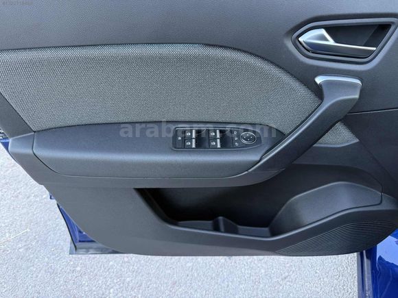 2025 ÇIKIŞLI CAPTUR 1.3 TCE + HYBRİT HATASIZ ÇİFT RENK 13.000 km