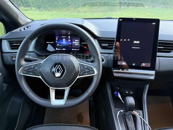 2025 ÇIKIŞLI CAPTUR 1.3 TCE + HYBRİT HATASIZ ÇİFT RENK 13.000 km